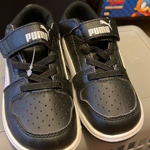 PUMA Unisex-Child Rebound Layup Lo Sneaker